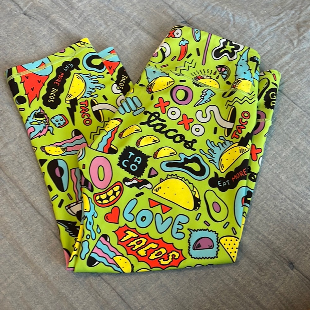 Feed Me Fight Me Capri Leggings
